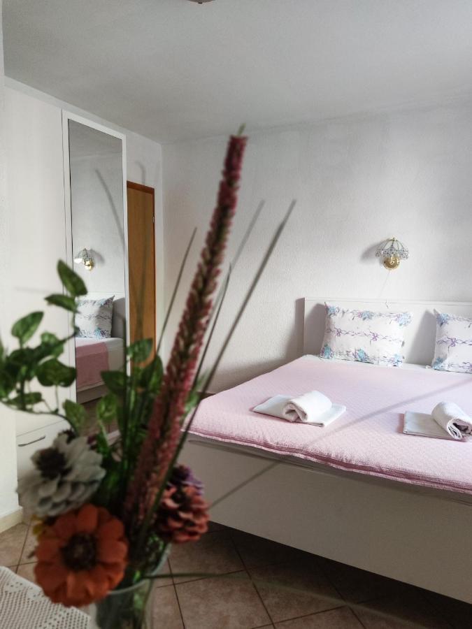Apartments Kasalo Makarska Zimmer foto